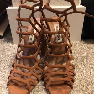 Brown Steve Madden heels